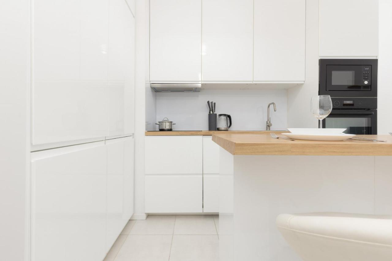 Apartment With Ac Warsaw Mokotow Business Centre By Noclegi Renters Kültér fotó